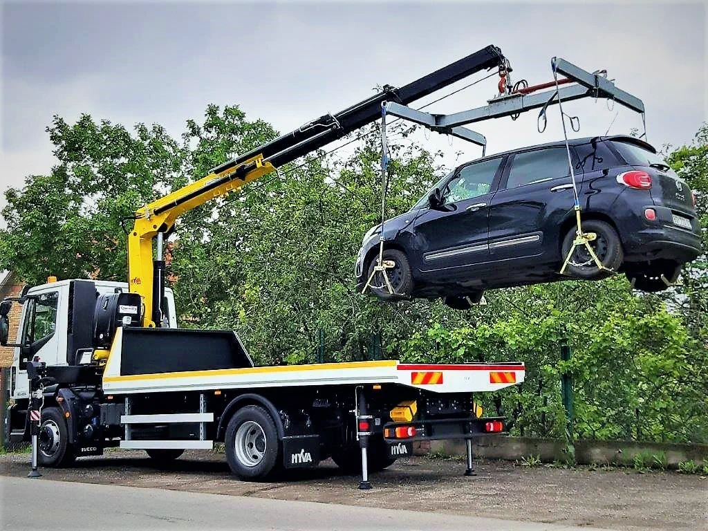 Dan posle toga, oštećeni M.K. je iz inata odlučio da kupi svoje PAUK vozilo i potom je odneo i sakrio prvog PAUKA parking servisa na kog je naišao.
